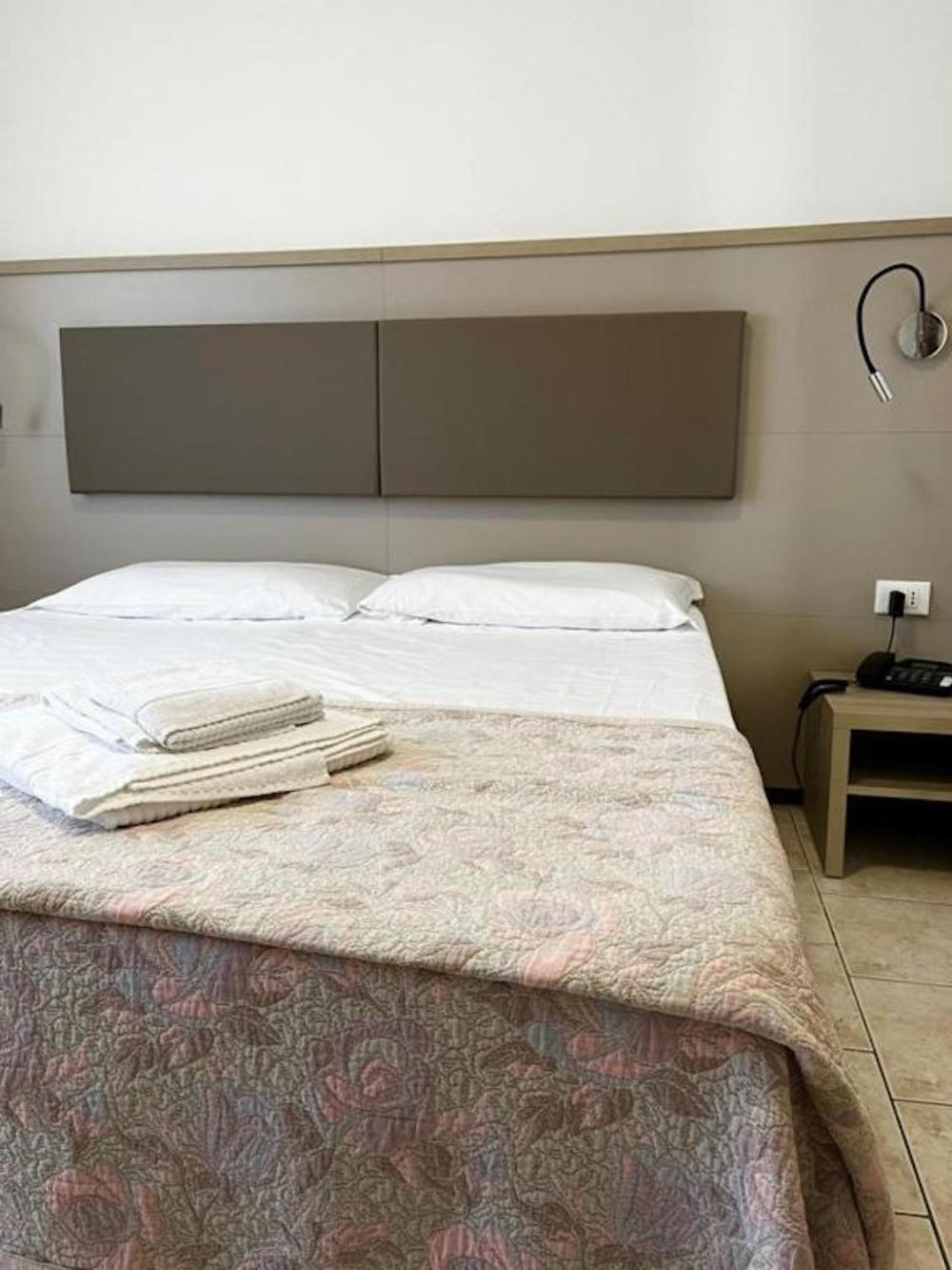 Hotel Villa Augusta Grado Buitenkant foto