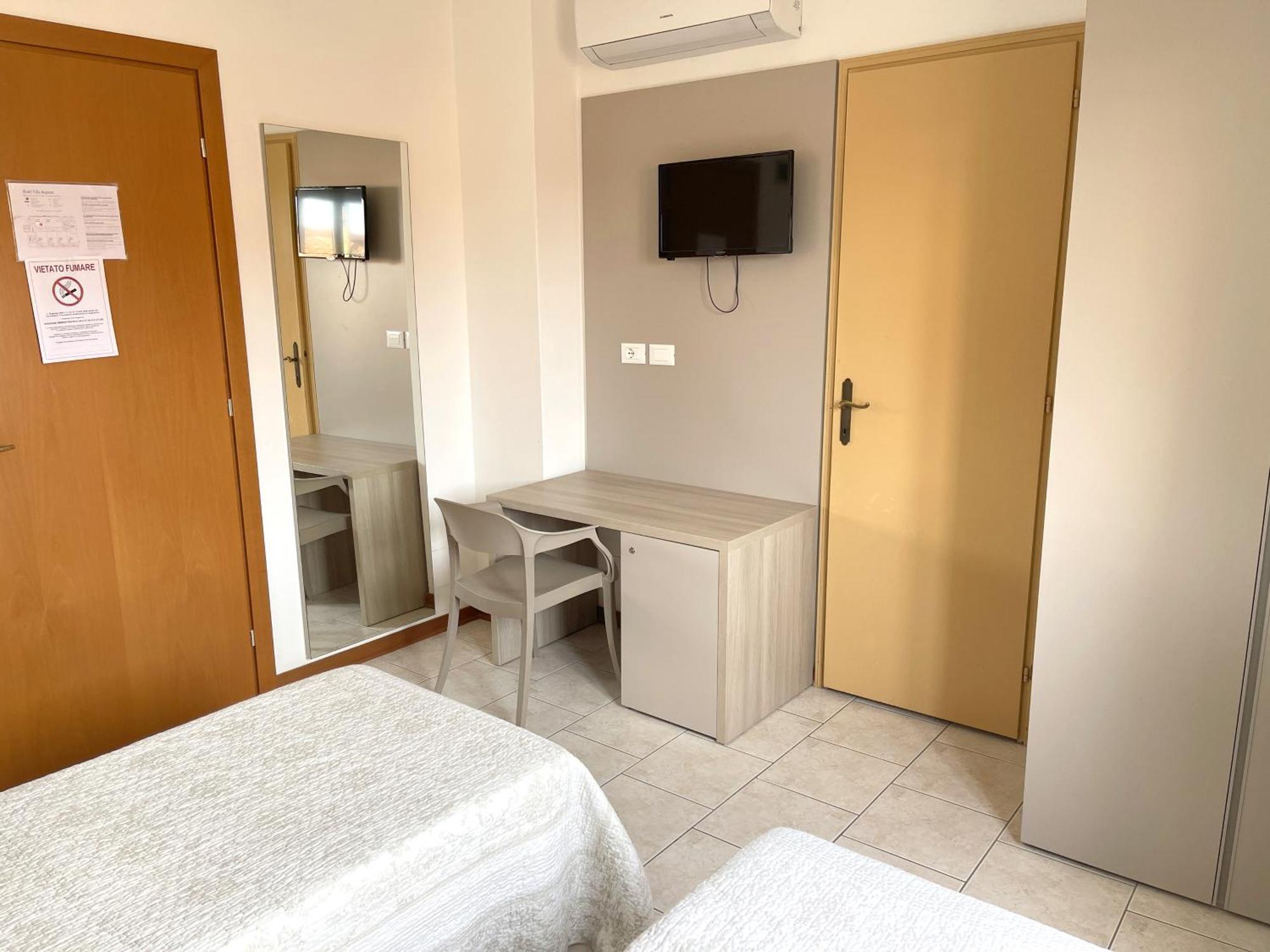 Hotel Villa Augusta Grado Buitenkant foto